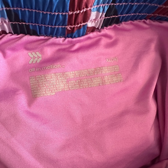 All In Motion Girls Colorful Geometric Print Shorts | Size XL (14) - Picture 5 of 5